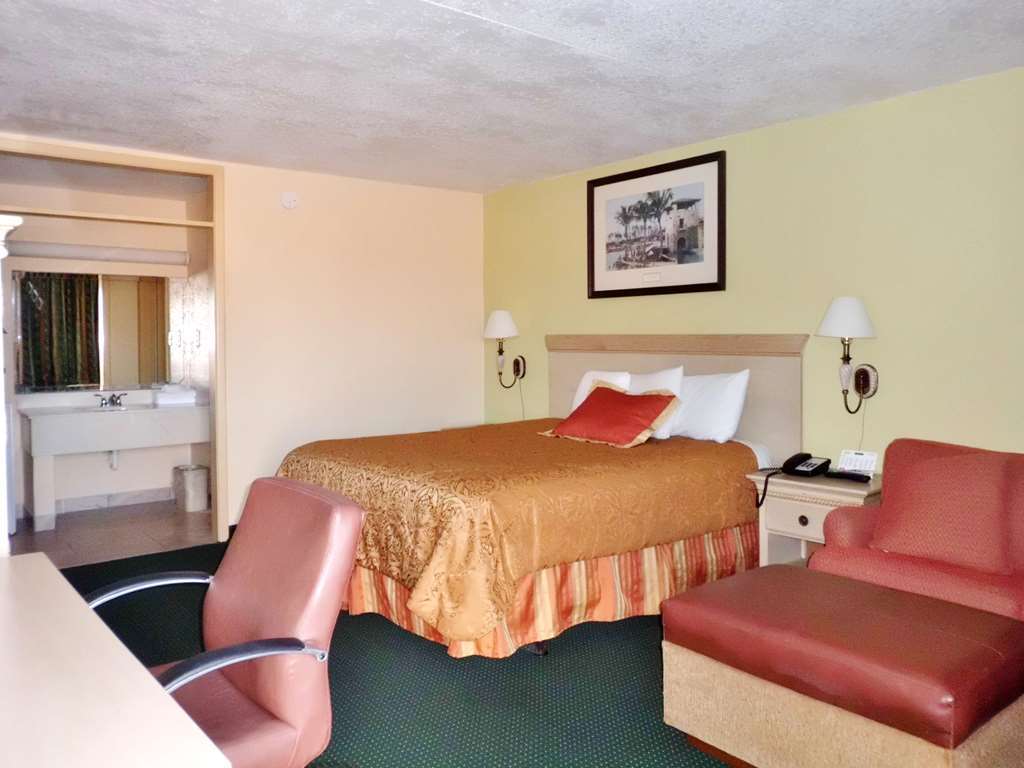 America'S Best Inn & Suites-Lakeland Habitación foto